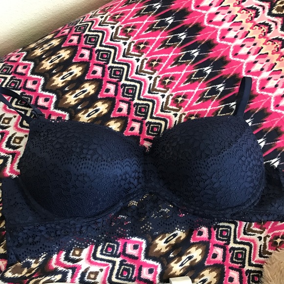 Bra - Picture 2 of 2